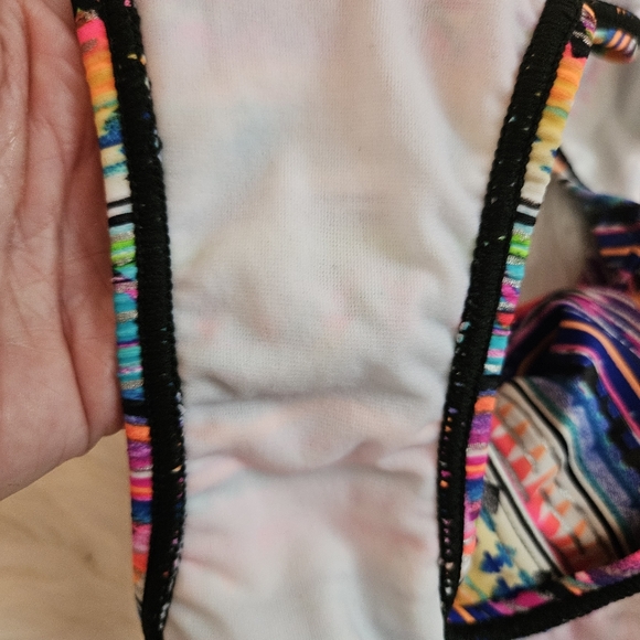 Colorful bikini bottom‎ - Picture 3 of 3